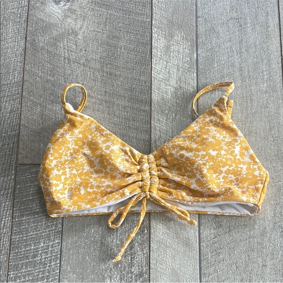 Tilly's Full Tilt Cinch Tie Yellow Bikini Top Size Small. - Picture 2 of 4